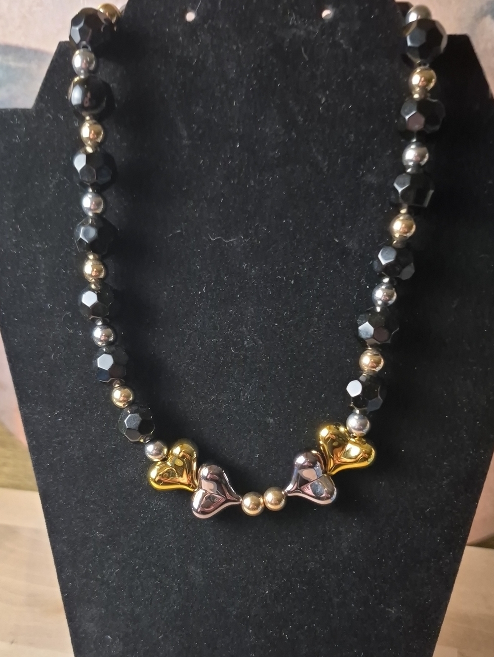 Source Unknown Black Bead Necklace with Gold and Rose Heart Accents